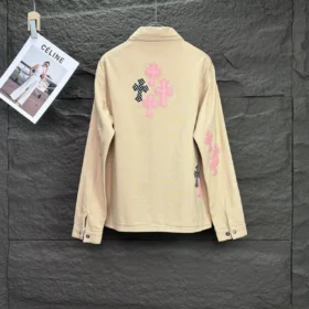 Chrome Hearts-jas met roze en zwarte kruisen