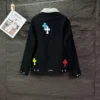 Chrome Hearts spijkerjasje met witte kraag en Cross Patches Chrome Hearts spijkerjasje met witte kraag en Cross Patches