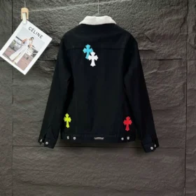 Chrome Hearts spijkerjasje met witte kraag en Cross Patches
