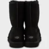 Zwarte Chrome Heart Uggs Zwarte Chrome Heart Uggs